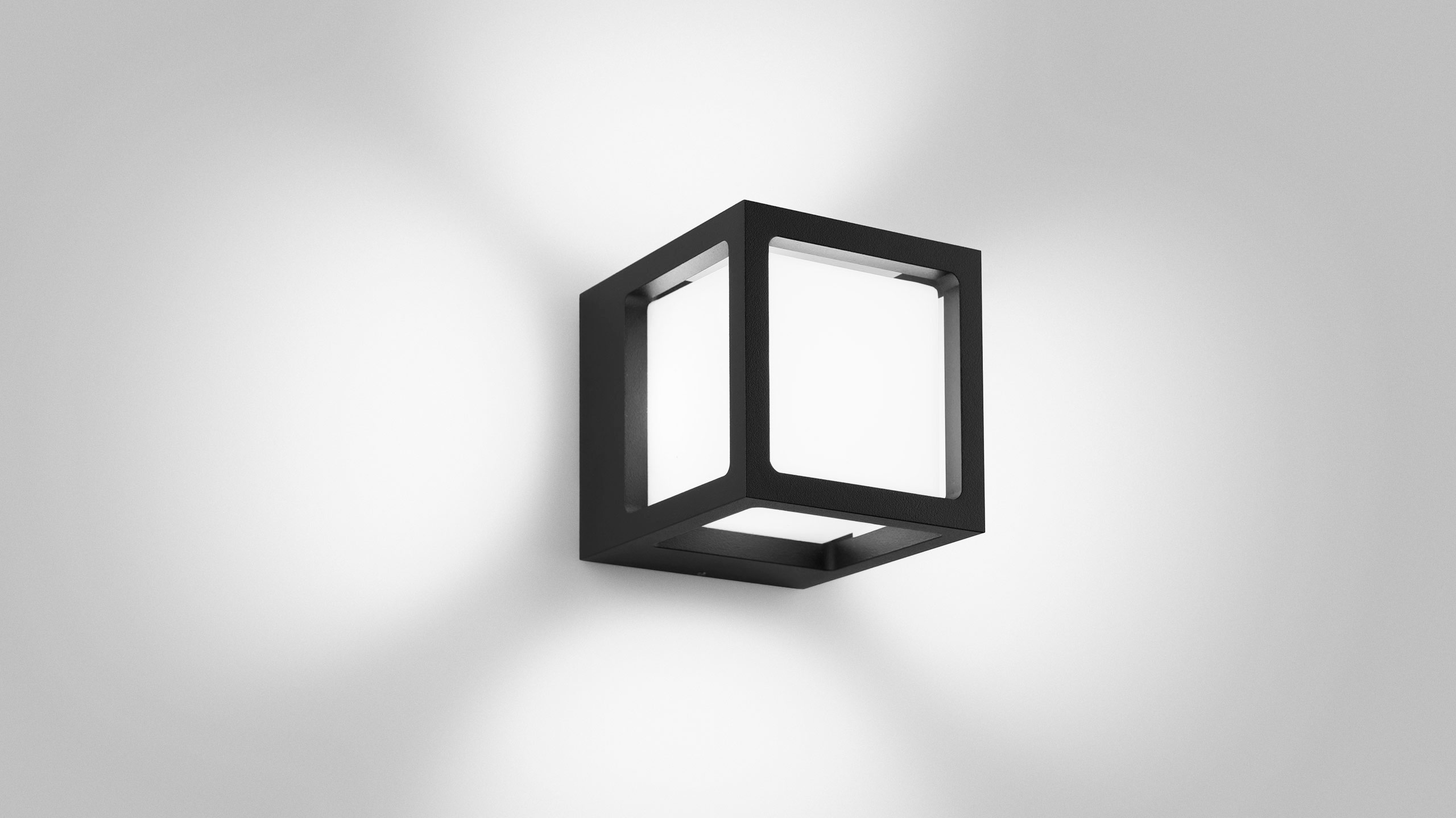 Настенные светильники, купить уличные настенные светильники, фасадные светодиодные светильники, уличные светильники, влагозащищенные светильники